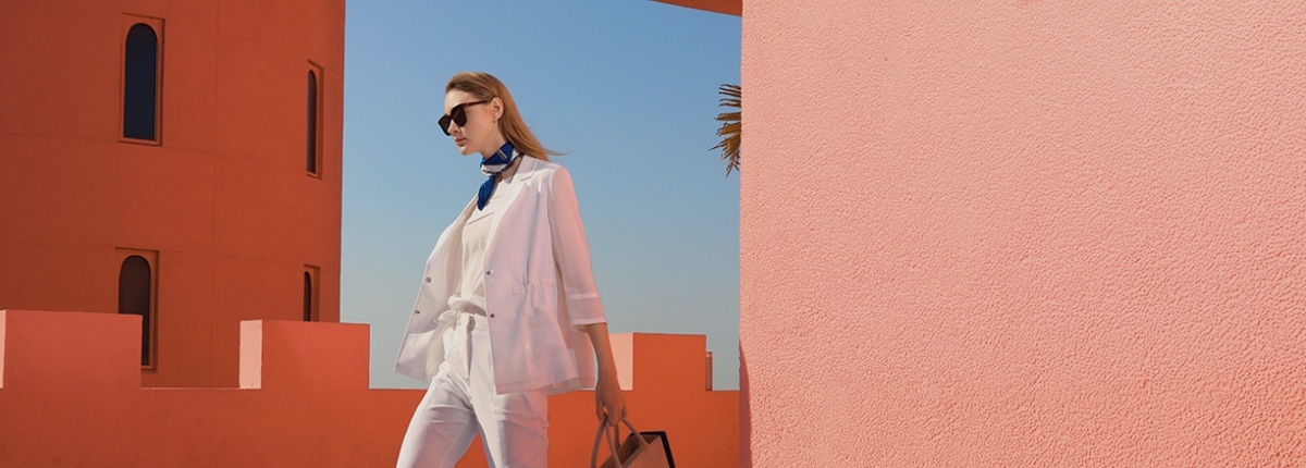 驻荷兰大使徐宏就5G和网络安全问题答记者问